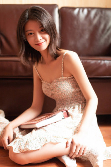 陪文强睡觉的女明星